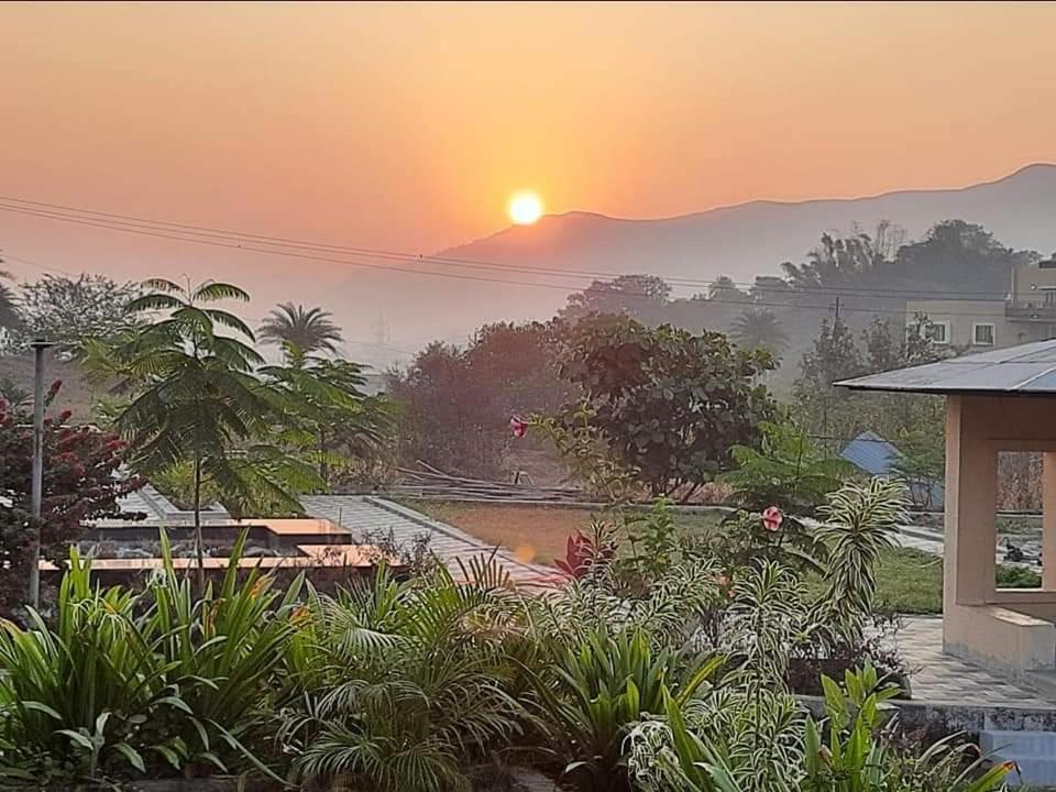 Royal Meadows - Igatpuri Bungalow B Екстер'єр фото