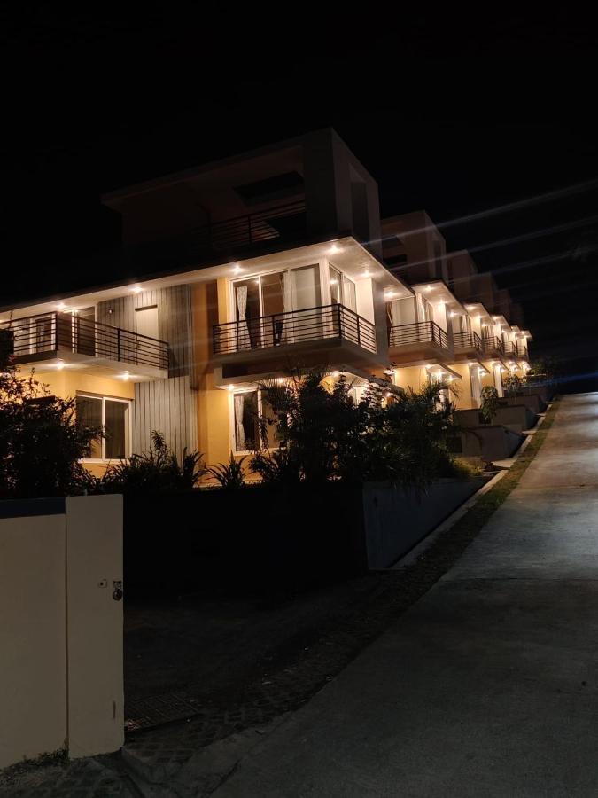 Royal Meadows - Igatpuri Bungalow B Екстер'єр фото